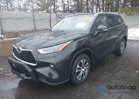 2023 Toyota Highlander Xle z USA, uszkodzony, nr VIN 5TDKDRBH0PS016257